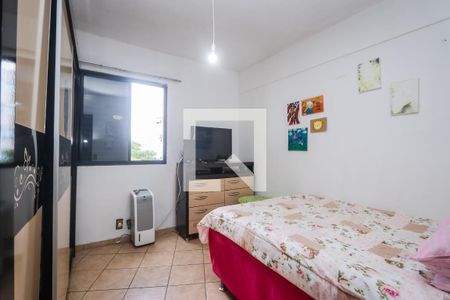 Quarto de apartamento para alugar com 2 quartos, 56m² em Parque Taboão, Taboão da Serra