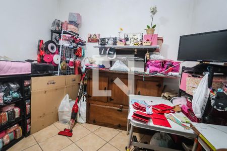 Quarto 2 de apartamento para alugar com 2 quartos, 56m² em Parque Taboão, Taboão da Serra