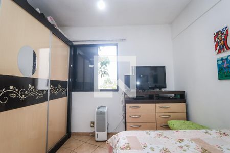 Quarto de apartamento à venda com 2 quartos, 56m² em Parque Taboão, Taboão da Serra