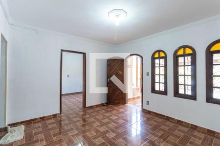 Sala de casa à venda com 4 quartos, 500m² em Vila Ré, São Paulo