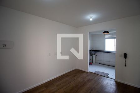 Sala de apartamento para alugar com 2 quartos, 40m² em Colônia (zona Leste), São Paulo