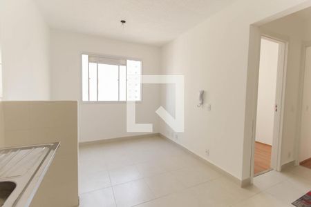 Apartamento para alugar com 2000m², 2 quartos e sem vagaSala