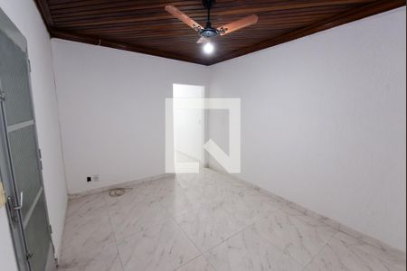 Sala de casa para alugar com 2 quartos, 130m² em Jardim das Nações, Taubaté