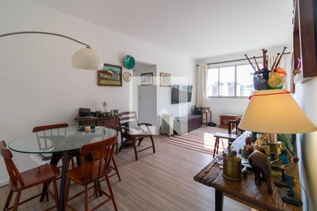 Sala de apartamento à venda com 2 quartos, 70m² em Real Parque, São Paulo