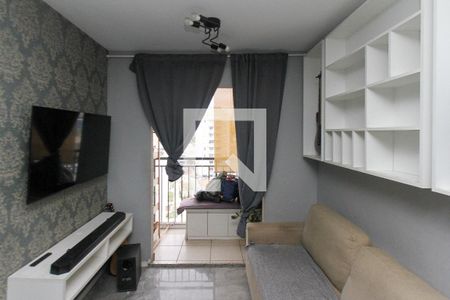 Sala de apartamento para alugar com 2 quartos, 45m² em Vila Antonieta, São Paulo