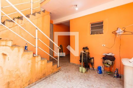 Casa à venda com 240m², 4 quartos e 4 vagas Casa à venda com 240m², 4 quartos e 4 vagasQuintal