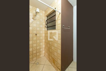 Banheiro de kitnet/studio à venda com 1 quarto, 26m² em Partenon, Porto Alegre