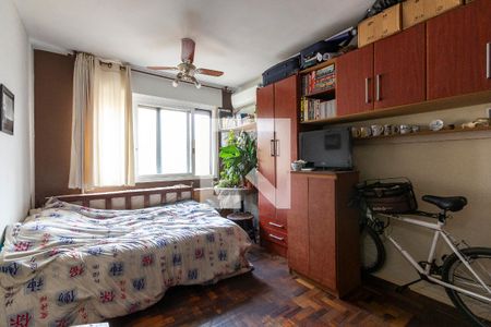 Sala/Quarto de kitnet/studio à venda com 1 quarto, 26m² em Partenon, Porto Alegre