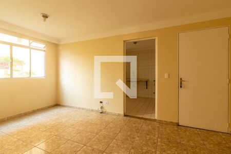 Sala de apartamento para alugar com 2 quartos, 52m² em Lajeado, Cotia