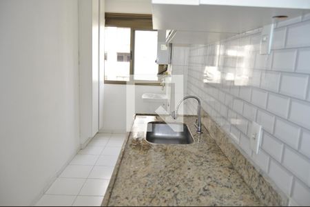 Cozinha de apartamento à venda com 2 quartos, 56m² em Cachambi, Rio de Janeiro