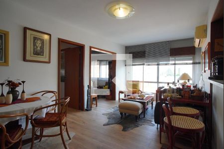 Sala de apartamento à venda com 3 quartos, 96m² em Auxiliadora, Porto Alegre