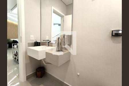 Casa de condomínio à venda com 452m², 3 quartos e 4 vagas Casa de condomínio à venda com 452m², 3 quartos e 4 vagasÁrea comum