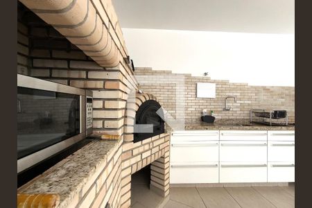 Casa de condomínio à venda com 452m², 3 quartos e 4 vagas Casa de condomínio à venda com 452m², 3 quartos e 4 vagasÁrea comum