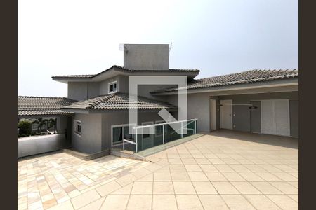 Casa de condomínio à venda com 452m², 3 quartos e 4 vagas Casa de condomínio à venda com 452m², 3 quartos e 4 vagasÁrea comum