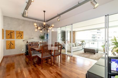 Sala de apartamento à venda com 3 quartos, 162m² em Vila Nova Conceição, São Paulo