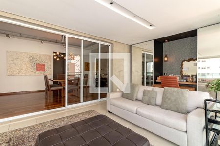 Sacada de apartamento à venda com 3 quartos, 162m² em Vila Nova Conceição, São Paulo