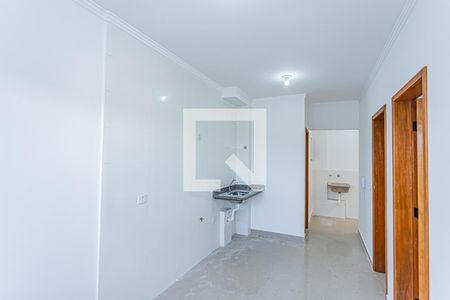 Sala e cozinha de apartamento para alugar com 2 quartos, 40m² em Jardim Mangalot, São Paulo