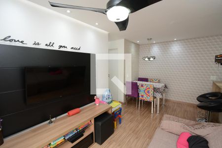 Sala de apartamento para alugar com 2 quartos, 61m² em Vila Isa, São Paulo