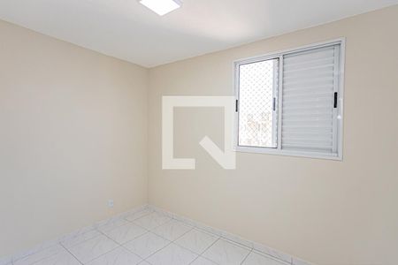 Suíte de apartamento para alugar com 3 quartos, 63m² em Jardim Íris, São Paulo