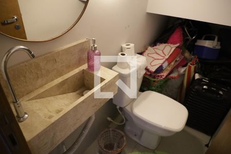 Lavabo de casa de condomínio para alugar com 3 quartos, 146m² em Jardim Atlântico, Goiânia