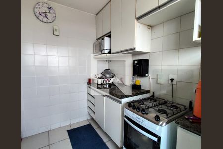 Cozinha de apartamento à venda com 3 quartos, 68m² em Carlos Prates, Belo Horizonte