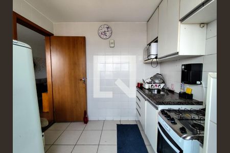 Cozinha de apartamento à venda com 3 quartos, 68m² em Carlos Prates, Belo Horizonte