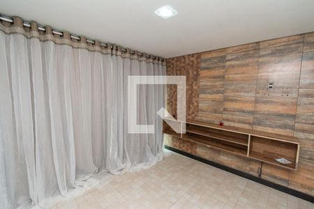 Sala de casa para alugar com 3 quartos, 60m² em Riacho das Pedras, Contagem