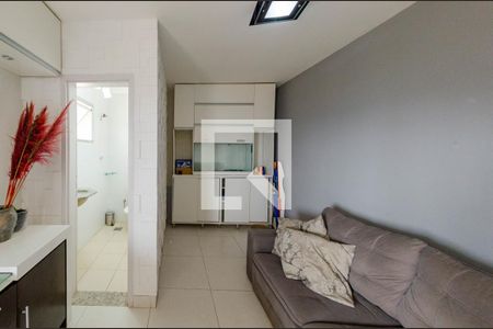 Sala 2 de apartamento para alugar com 2 quartos, 133m² em João Pinheiro, Belo Horizonte