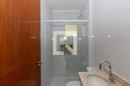 Banheiro de apartamento para alugar com 2 quartos, 48m² em Vila Nivi, São Paulo