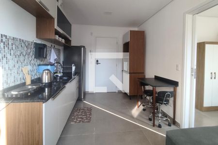 Sala/Cozinha de apartamento para alugar com 1 quarto, 29m² em Centro, Curitiba