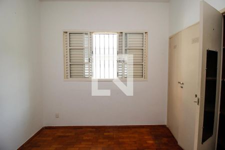 Quarto 1 de casa à venda com 4 quartos, 277m² em Santo Antônio, Belo Horizonte