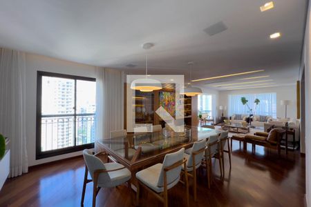 Sala de apartamento à venda com 3 quartos, 239m² em Jardim Vila Mariana, São Paulo