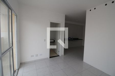 Sala/Cozinha de apartamento para alugar com 1 quarto, 49m² em Vila Granada, São Paulo