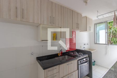 Cozinha e Área de Serviço de apartamento à venda com 2 quartos, 42m² em Vila Raquel, São Paulo