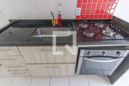 Cozinha e Área de Serviço de apartamento à venda com 2 quartos, 42m² em Vila Raquel, São Paulo