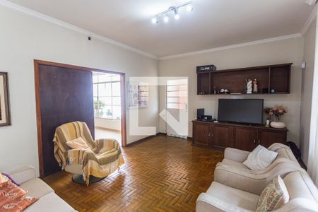 Sala de casa à venda com 4 quartos, 360m² em Nova Floresta, Belo Horizonte