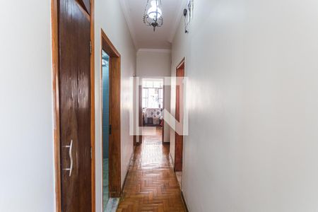 Corredor de casa à venda com 4 quartos, 360m² em Nova Floresta, Belo Horizonte