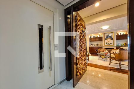 Entrada de apartamento à venda com 4 quartos, 239m² em Jardim Vila Mariana, São Paulo