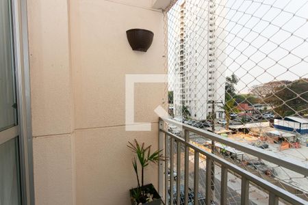 Varanda de apartamento para alugar com 3 quartos, 76m² em Vila Carlos de Campos, São Paulo