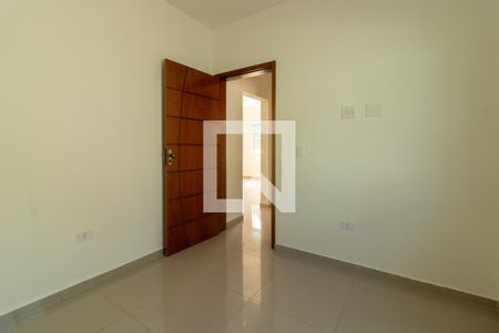 Quarto 1 de apartamento para alugar com 2 quartos, 72m² em Maria Auxiliadora, Embu das Artes