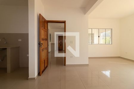 Sala de apartamento para alugar com 2 quartos, 72m² em Maria Auxiliadora, Embu das Artes