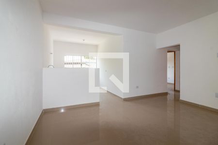 Sala de apartamento para alugar com 3 quartos, 72m² em Vila Maria Auxiliadora, Embu das Artes