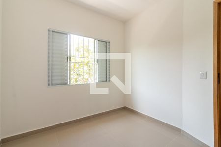 Quarto 1 de apartamento para alugar com 3 quartos, 72m² em Vila Maria Auxiliadora, Embu das Artes