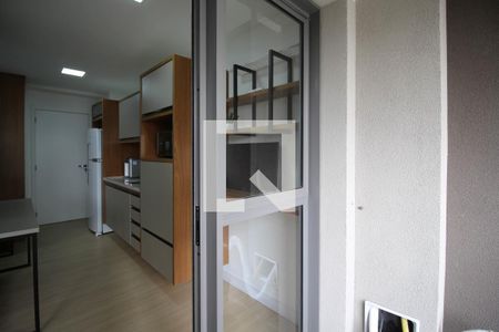 Varanda de kitnet/studio para alugar com 1 quarto, 28m² em Moema, São Paulo