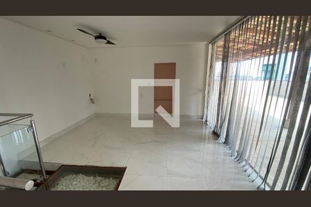 Sala 2 de apartamento à venda com 3 quartos, 220m² em Buritis, Belo Horizonte