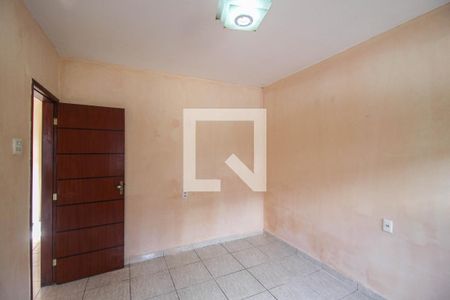 Quarto de casa para alugar com 1 quarto, 58m² em Centro, Nilópolis