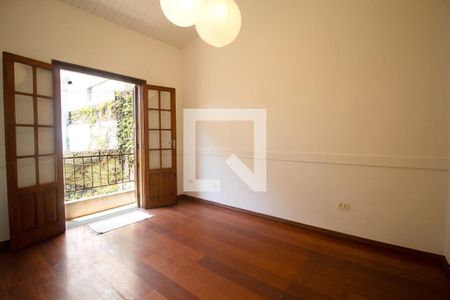 Suíte de casa à venda com 2 quartos, 140m² em Pinheiros, São Paulo