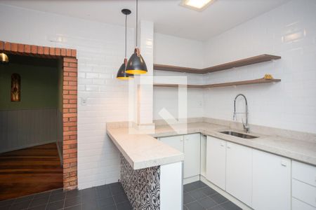 Cozinha de apartamento para alugar com 3 quartos, 96m² em Moinhos de Vento, Porto Alegre