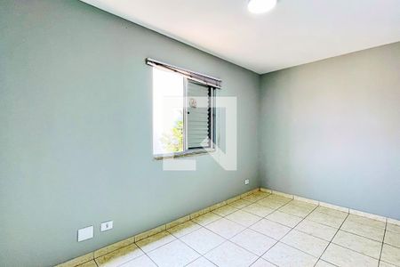 Quarto 1 de apartamento à venda com 2 quartos, 56m² em Jardim Bom Clima, Guarulhos