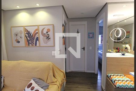 Corredor de apartamento à venda com 2 quartos, 47m² em Vista Alegre, Rio de Janeiro